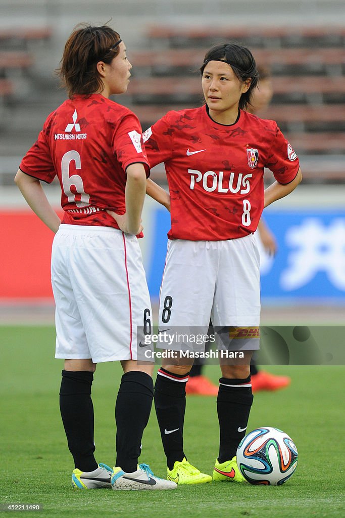 Urawa Reds Ladies v Albirex Niigata Ladies - Nadeshiko League 2014