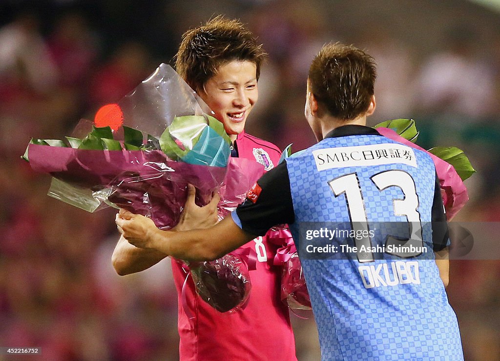 Kawasaki Frontale v Cerezo Osaka - J.League 2014