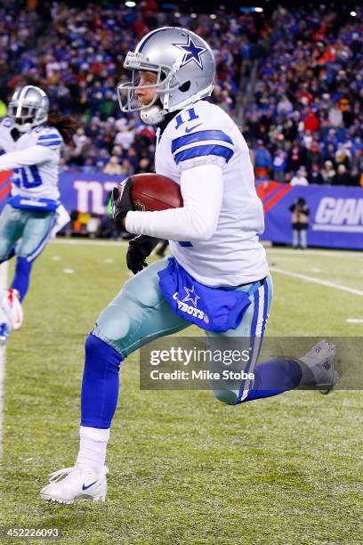 Cole Beasley of the Dallas Cowboys in action against the New York Giants at MetLife Stadium on November 24, 2013 in East Rutherford, New Jersey....