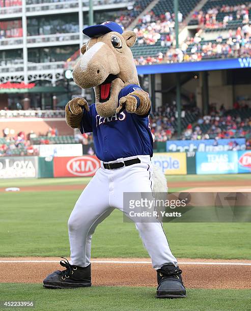 Texas Rangers mascot Captain before the game between the Los Angeles Angels of Anaheim and the Texas Rangers at Globe Life Park in Arlington on July...