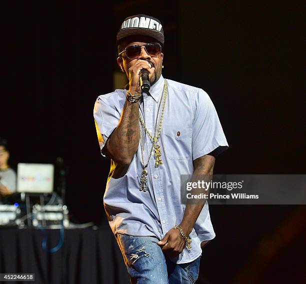 Waok V103waok Car Bike Photos and Premium High Res Pictures - Getty Images