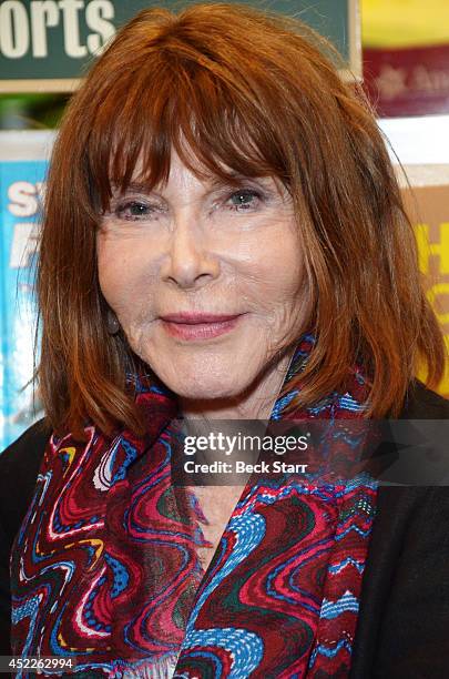 Actress Lee Grant Signs And Discusses Her New Book I Said Yes To actress-lee-grant-signs-and-discusses-her-new-book-i-said-yes-to