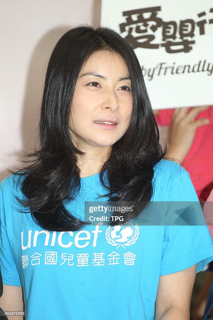 Guo Jingjing Attends Charity Event In Hong Kong