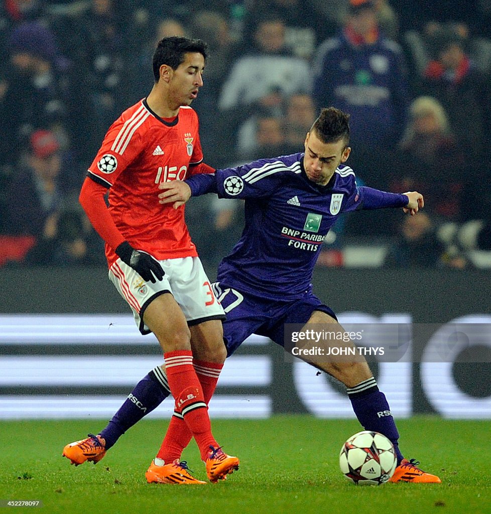 FBL-EUR-C1-ANDERLECHT-BENFICA