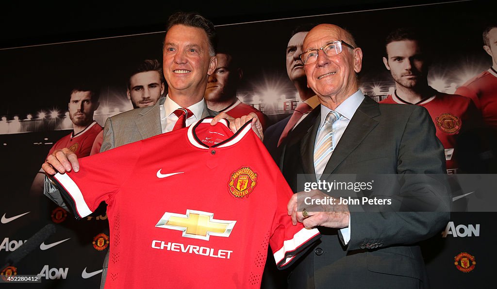 Louis Van Gaal Unveiled As New Manchester United Manager