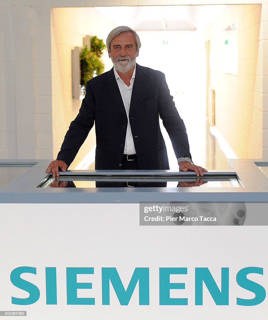 Siemens Italy Press Conference