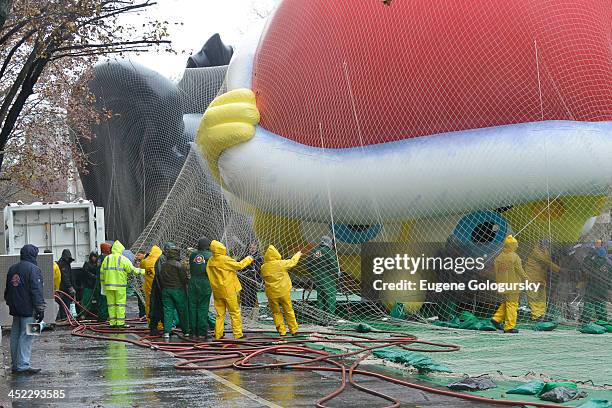 Macy's Spongebob Squarepants baloon during Inflation Eve for the 87th annual Macy's Thanksgiving Day parade on November 27, 2013 in New York City.