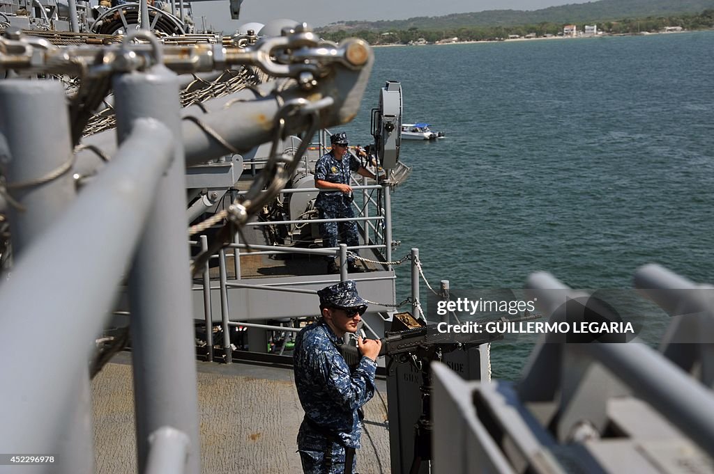 COLOMBIA-US-NAVY-USS AMERICA