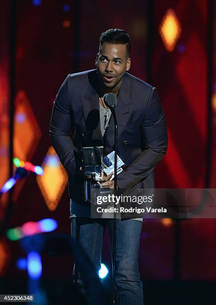 Romeo Santos performs onstage during the Premios Juventud 2014 at The BankUnited Center on July 17, 2014 in Coral Gables, Florida.