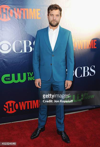 Actor Joshua Jackson arrives at the CBS, The CW, Showtime & CBS Television Distribution 2014 Television Critics Association Summer Press Tour at...