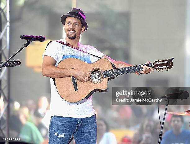 Jason Mraz performs on NBC's "Today" at the NBC's TODAY Show on July 18, 2014 in New York, New York.