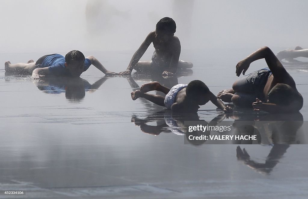 FRANCE-WEATHER-HEAT