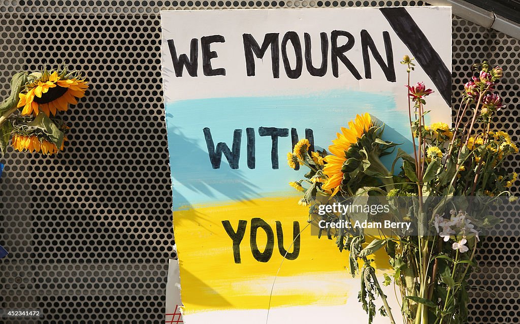 Makeshift Memorials Built For Malaysia Air Lines Crash