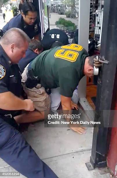 Pound asthmatic Eric Garner died while being arrested by police in Staten Island.