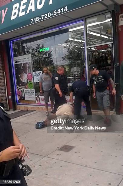 Pound asthmatic Eric Garner died while being arrested by police in Staten Island.