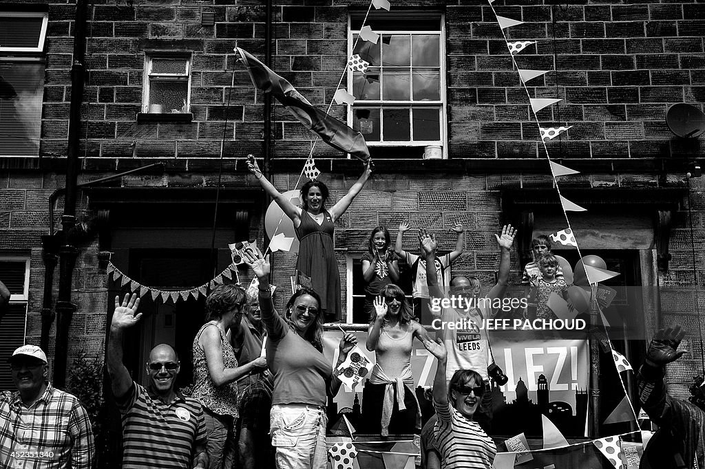 CYCLING-FRA-GBR-TDF2014-FANS