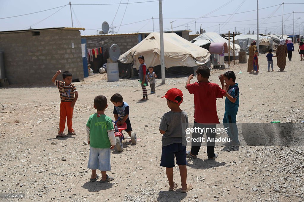 Syrian refugees in Arbat Refugee Camp