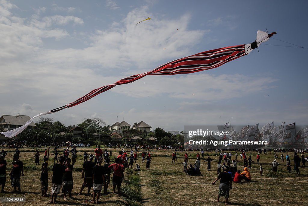 Locals Gather For Bali's Annual Kite Festival