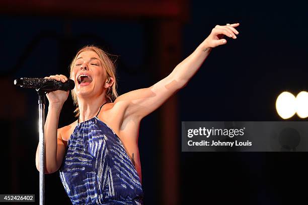 LeAnn Rimes performs at Mardi Gras Casino on July 19, 2014 in Hallandale, Florida.