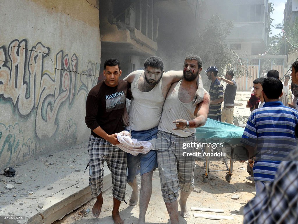 Shujaya neighborhood of Gaza full of dead bodies