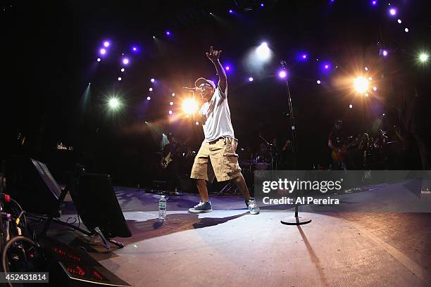 Prospect Rapper 148 Funky Homosapien Of Deltron 3030 Photos & High Res Pictures - Getty ...