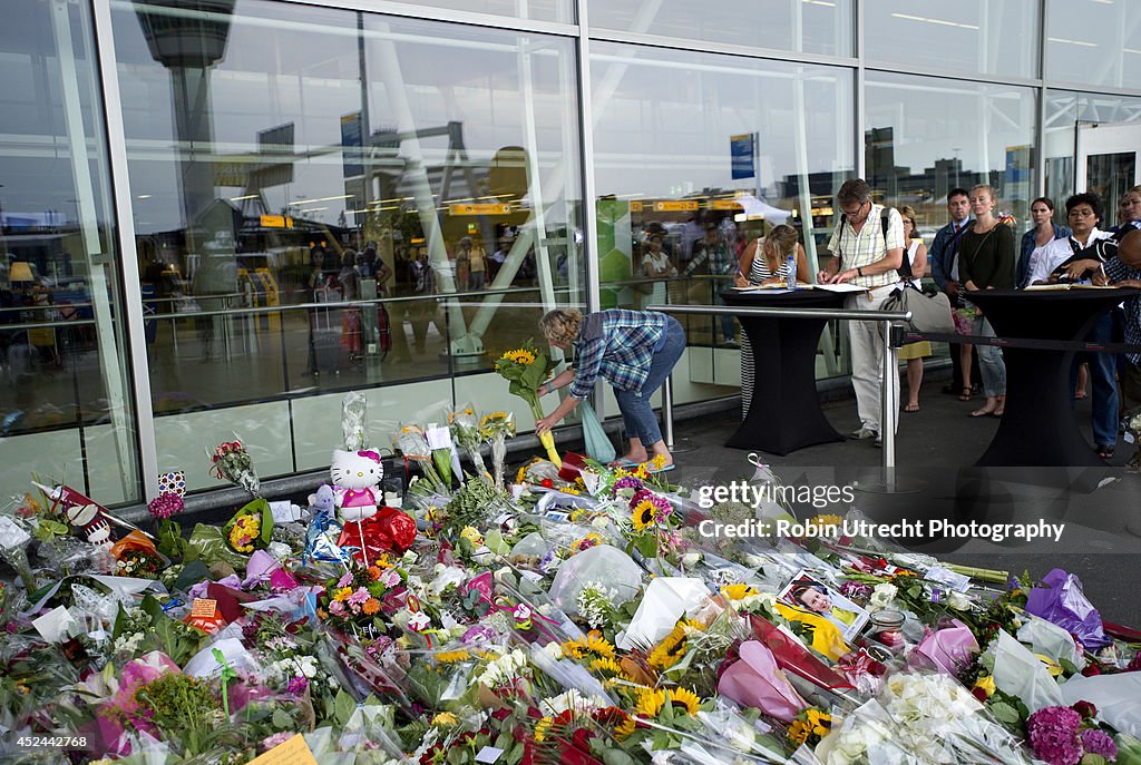 Malaysia Airlines Passenger Jet Crashes In Eastern Ukraine Killing All On Board