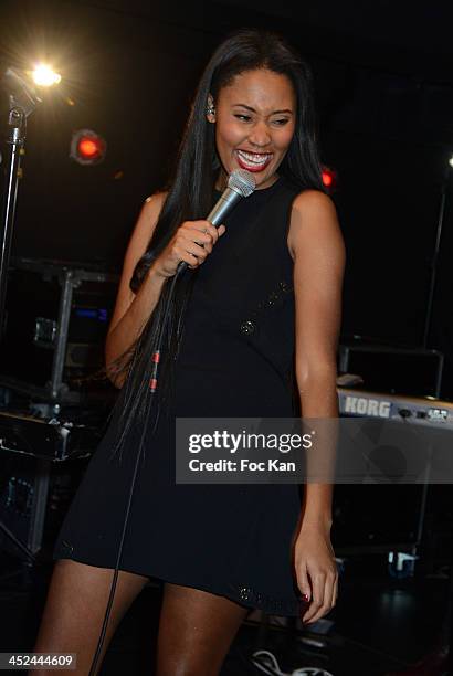 Brown performs during The VV Brown Show Case Hosted By Paco Rabanne Excess Diary Perfume at the Tiitty Twister Club on November 28, 2013 in Paris,...