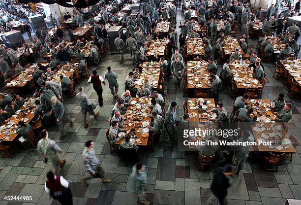Military Mess Hall Photos and Premium High Res Pictures - Getty Images