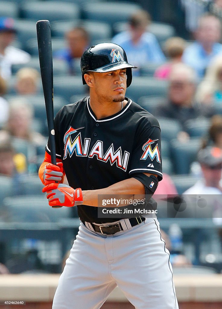 Miami Marlins v New York Mets