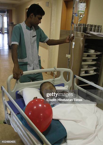 Baby Roona 40 Baby Roona Begum Baby With Hydrocephalus Disease Stock Photos, High ...