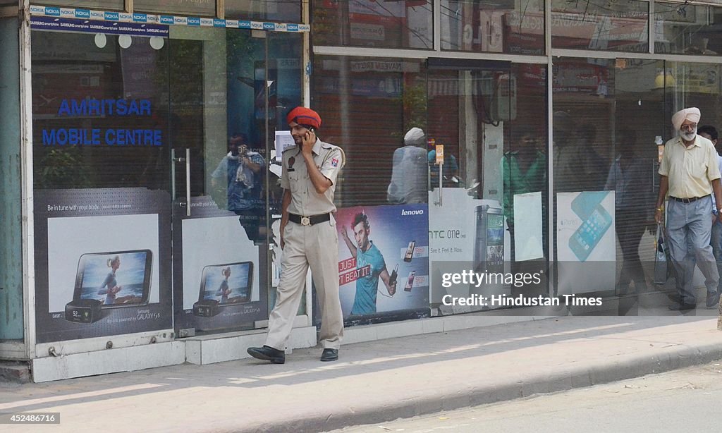 Hindu Organizations Stage Protest In Amritsar Over Baltal Clash