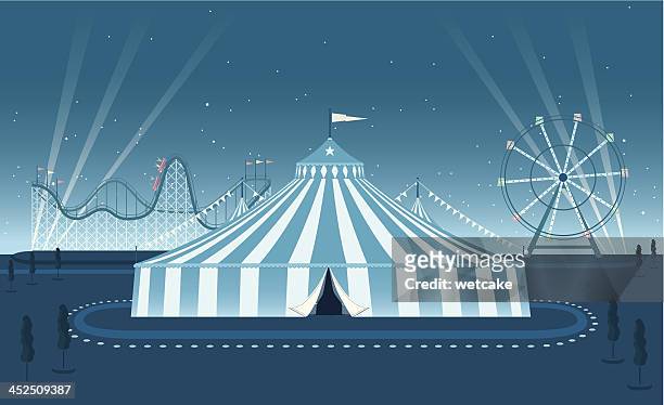 illustrations, cliparts, dessins animés et icônes de scène de nuit du parc des expositions - chapiteau de cirque