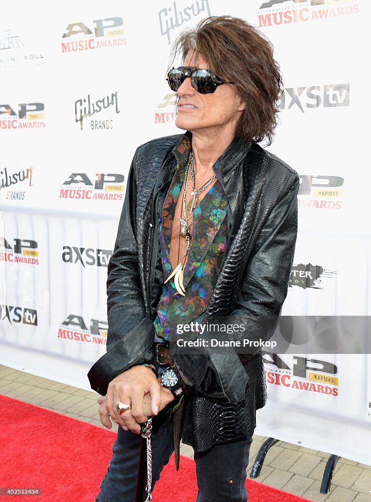 2014 Gibson Brands AP Music Awards - Arrivals