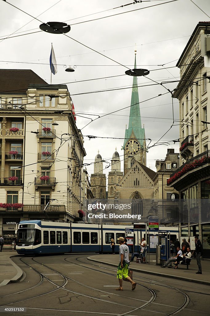 City Views And Bank Branches As Credit Suisse Group AG Exit Commodities