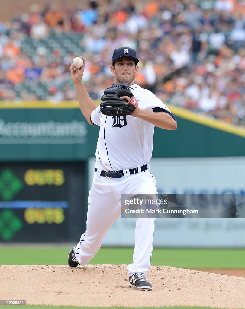 Cleveland Indians v Detroit Tigers - Game One