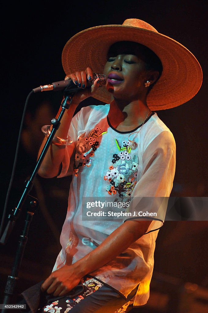 Lauryn Hill In Concert - Louisville, KY