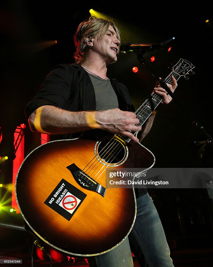 Lead Singer John Rzeznik Of The Goo Goo Dolls Performs On Stage At... News Photo - Getty Images