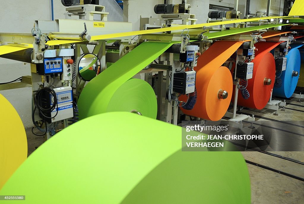 FRANCE-INDUSTRY-MANUFACTURING-PAPER