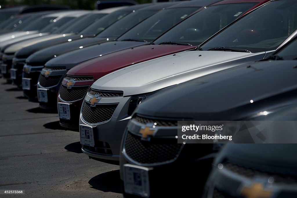 A General Motors Co. Car Dealership Ahead Of Earnings Figures