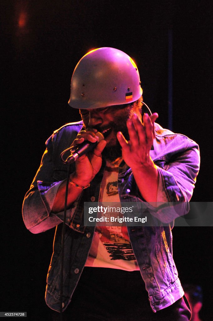 Cody Chesnutt Performs At Islington Assembly Hall In London