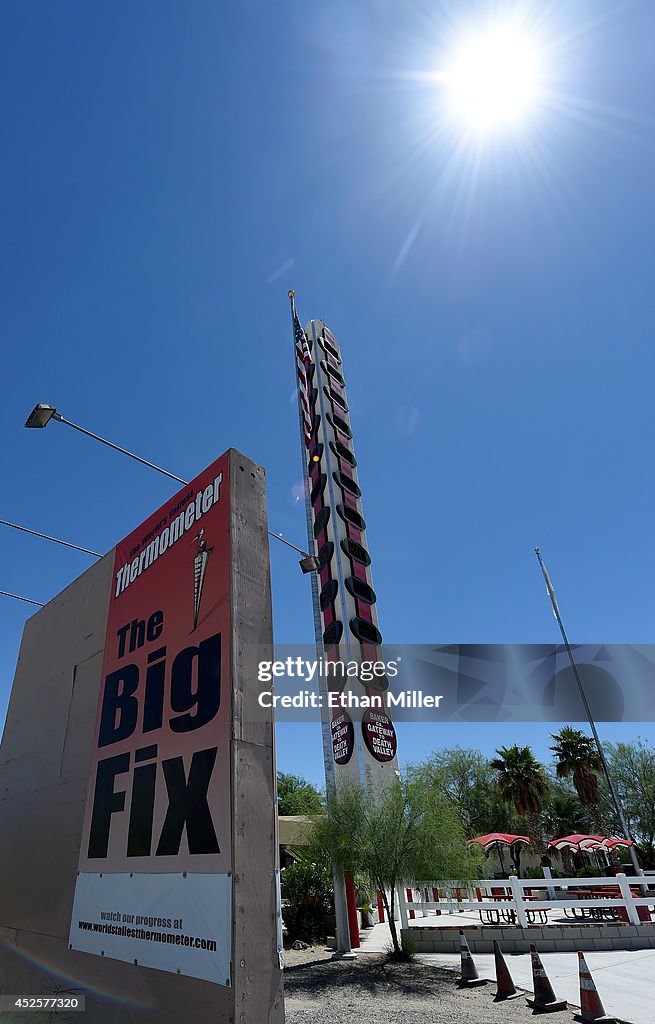 134-Foot-High Thermometer Working Again After Renovation