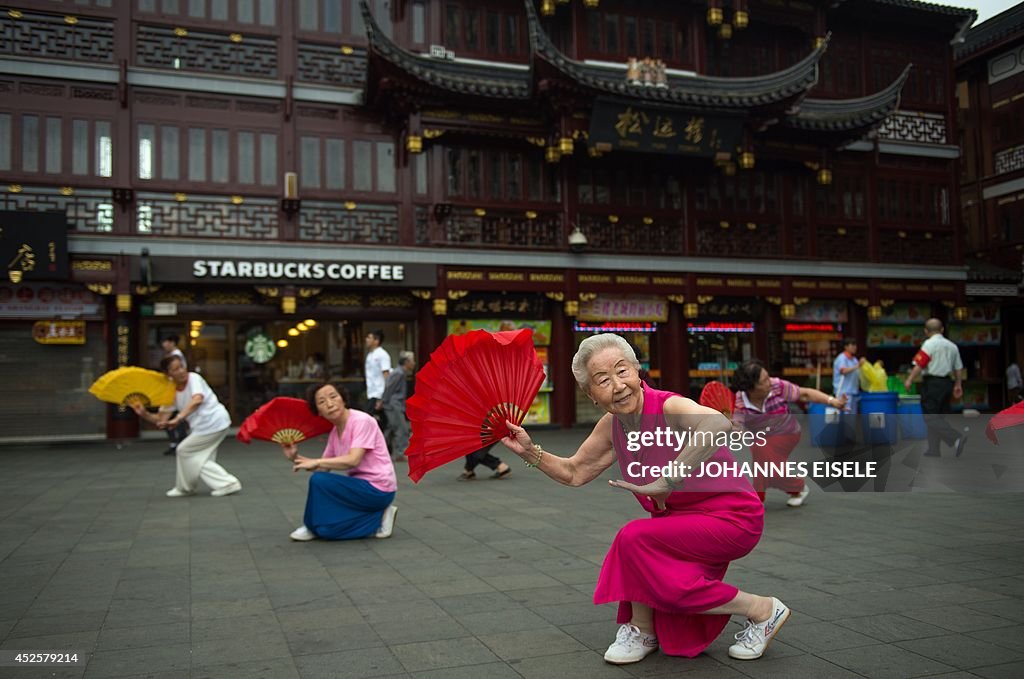 CORRECTION-CHINA-FOOD-SAFETY-CRIME-POLICE