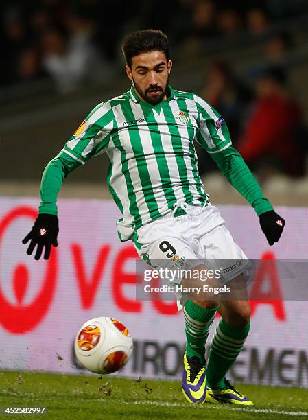 Chuli of Real Betis in action during the UEFA Europa League Group I match between Olympique Lyonnais and Real Betis Balompie at Stade de Gerland on...
