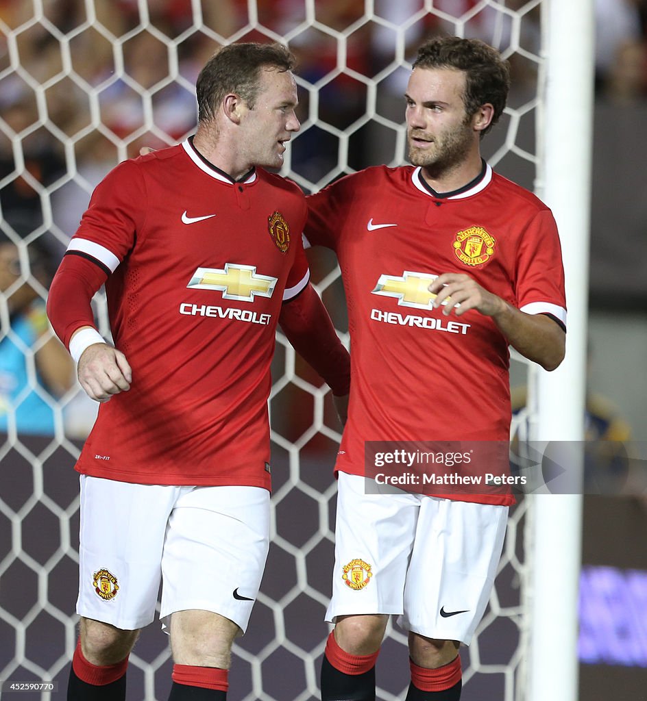 Manchester United v Los Angeles Galaxy