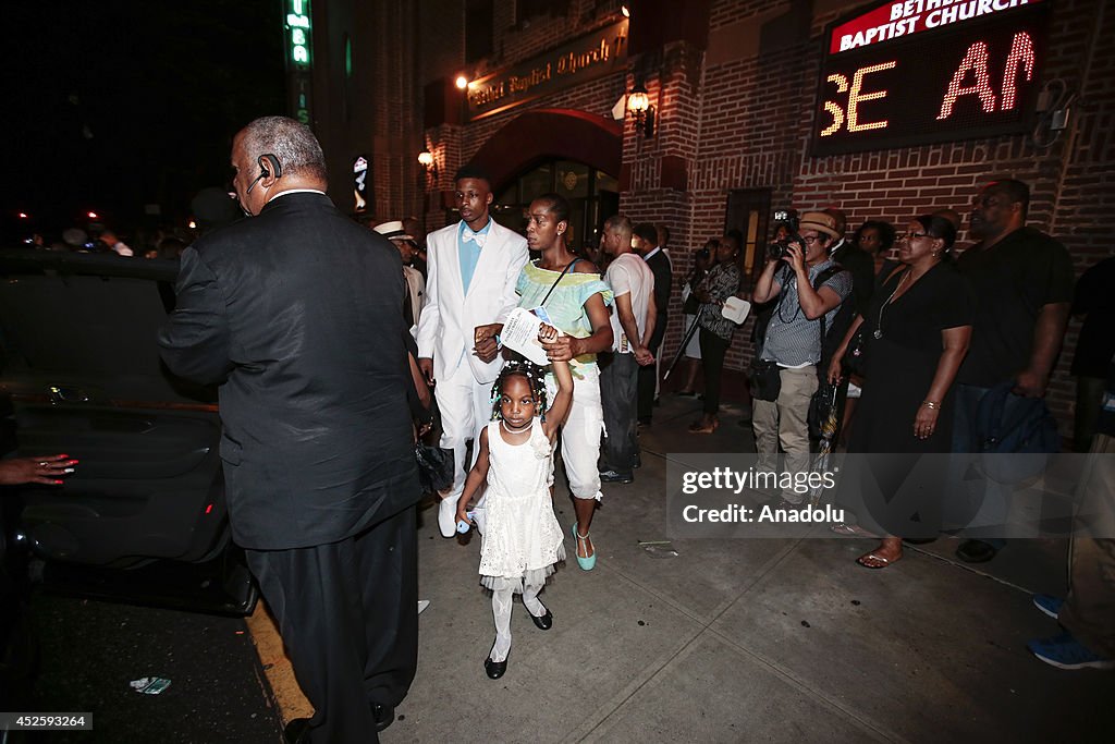 Farewell to Eric Garner dies after police intervention in New York