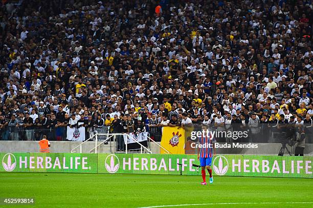 Diego Macedo of Bahia regrets losing the match between Corinthians and Bahia as part of Copa do Brasil 2014 at Arena Corinthians on July 23, 2014 in...