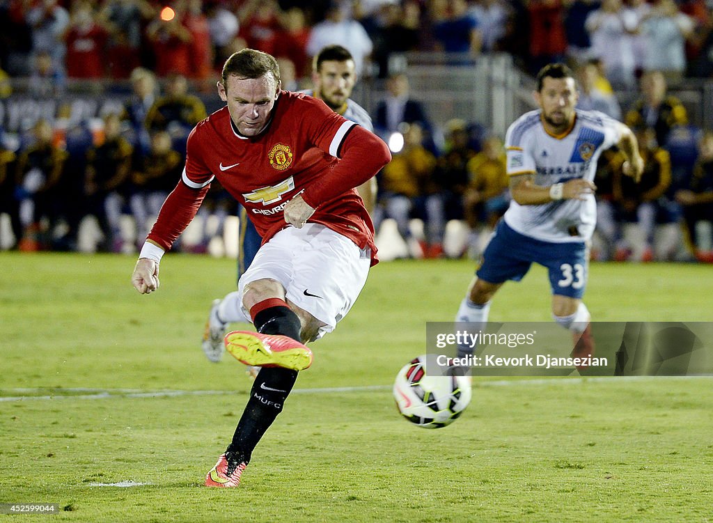 Manchester United v Los Angeles Galaxy