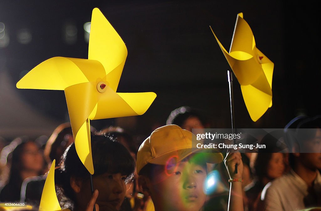 South Korea Marks The 100th Day Since Sewol Tragedy