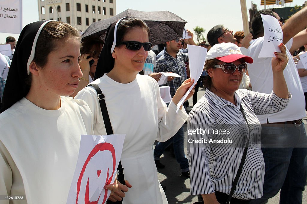 Iraqi Christians protest over ISIL onslaught