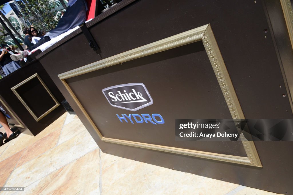 Comic-Con Schick Hydro Shave Station At SDCC Assassin's Creed Experience